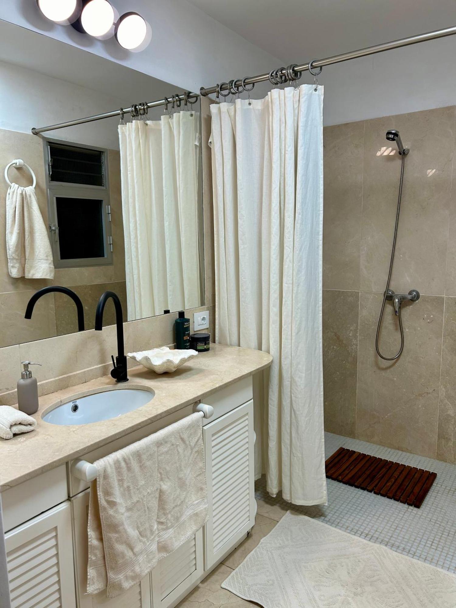 Niko Rooms Santa Cruz de Tenerife Exterior photo